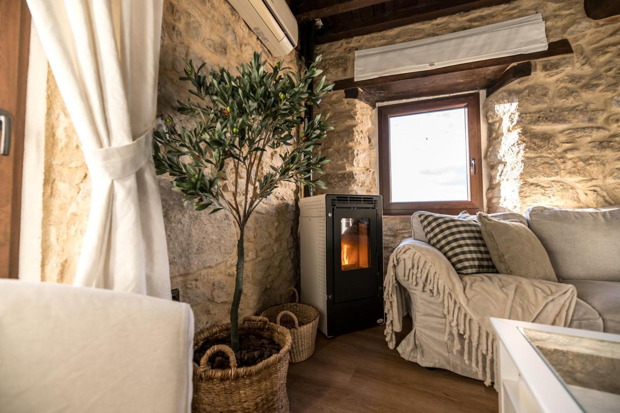 Apartamentos Rurales Los Olivos En กันเดลาริโอ ภายนอก รูปภาพ
